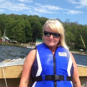 Meet your Posher, Lorraine